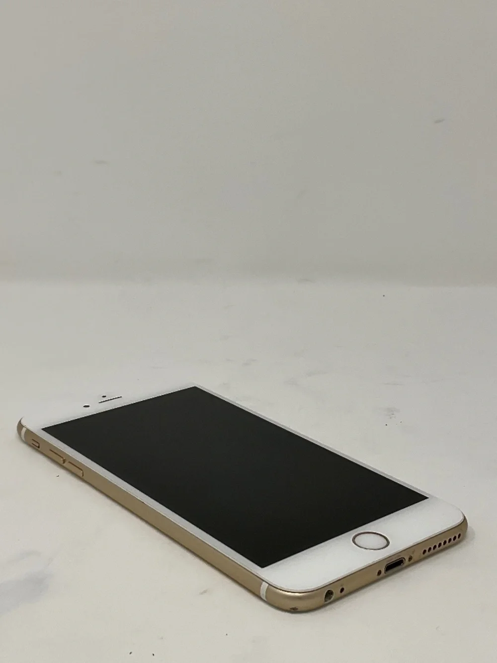 Apple iPhone 6S Plus, 64GB  Mint Condition. Model Number MKVD2LL/A